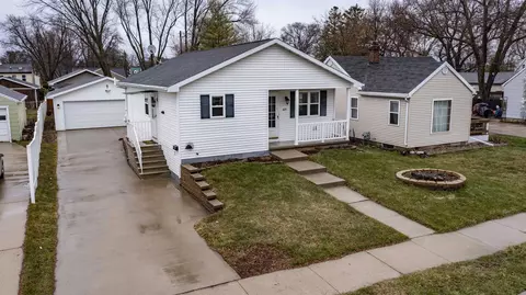 623 Wilson St, Neenah, WI 54956