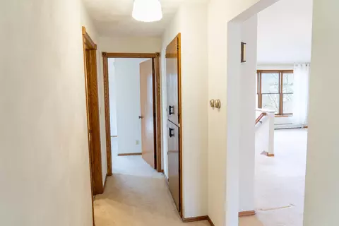 Entry Way - 3236 N Whitney Dr, Appleton, WI 54914 photo 3 of 7