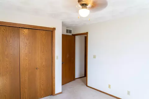 Bedroom - 3236 N Whitney Dr, Appleton, WI 54914 photo 6 of 9