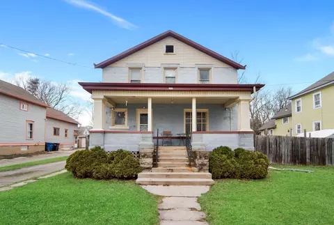 306 Oxford Ave, Oshkosh, WI 54901