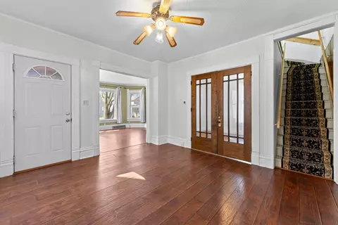 1002 Wright St, Oshkosh, WI 54901 photo 5