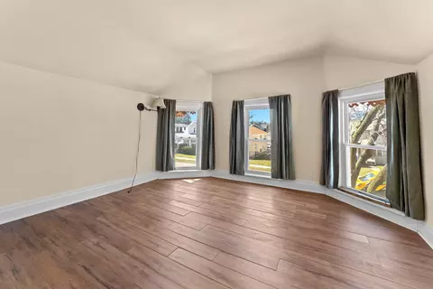 1002 Wright St, Oshkosh, WI 54901 photo 12