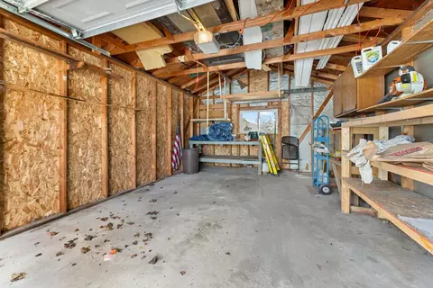 1002 Wright St, Oshkosh, WI 54901 photo 19