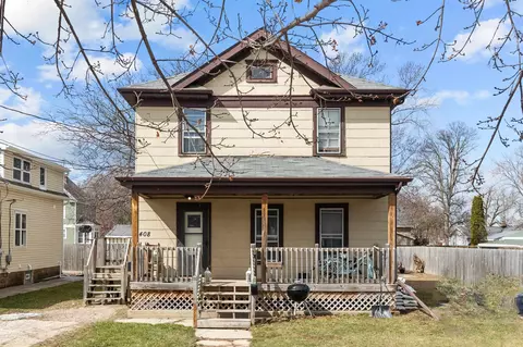 408 4th St, Neenah, WI 54956