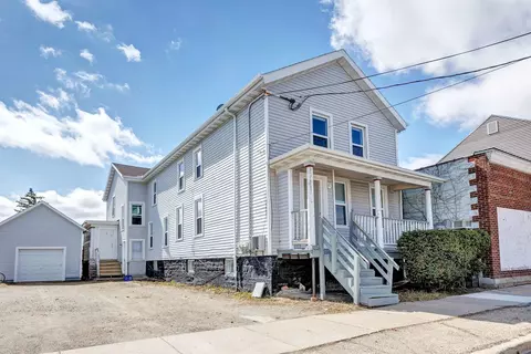 139 W 7th Ave, Oshkosh, WI 54902