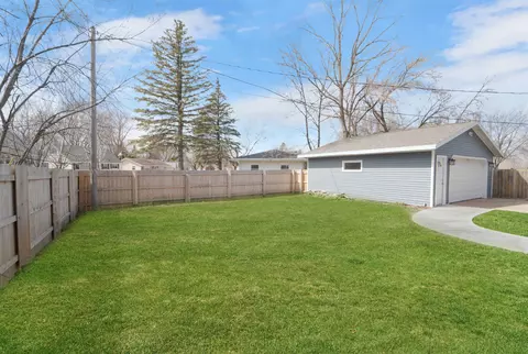 Exterior - 1125 S Schaefer St, Appleton, WI 54915 photo 3 of 7