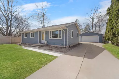 1125 S Schaefer St, Appleton, WI 54915