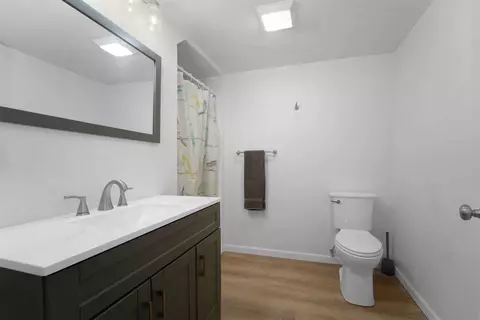 Bath - 1125 S Schaefer St, Appleton, WI 54915 photo 2 of 2
