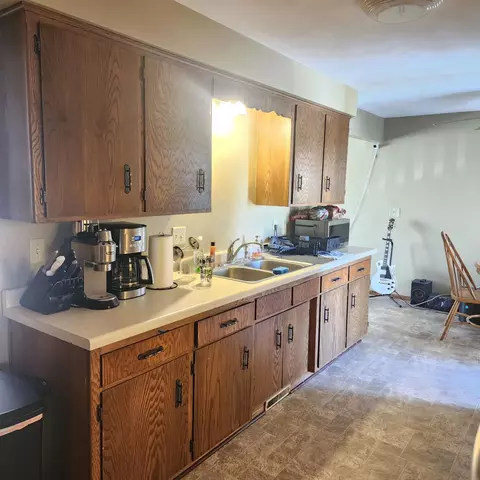 Kitchen - 3510 Northridge Ct, Appleton, WI 54914 photo 6 of 8