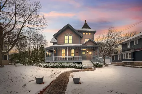 919 Washington Ave, Oshkosh, WI 54901