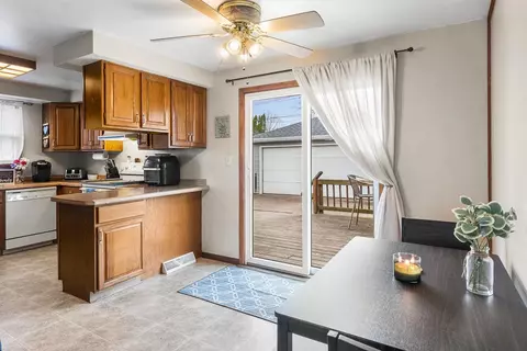 Kitchen - 1137 W Frances St, Appleton, WI 54914 photo 1 of 4