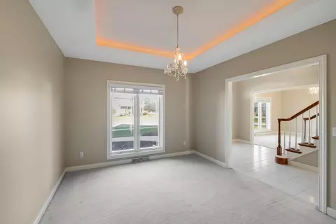 663 Yorkshire Rd, Neenah, WI 54956 photo 8