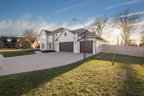 663 Yorkshire Rd, Neenah, WI 54956 photo 70