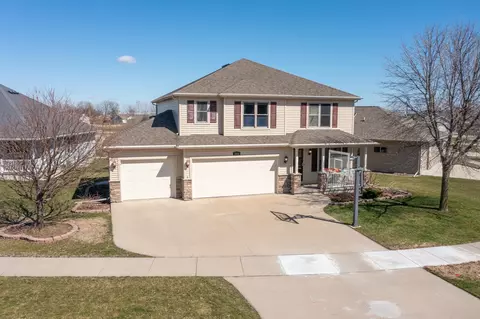 3920 Hemlock Ct, Oshkosh, WI 54904