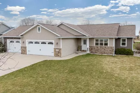 n2320 Heavenly Drive, Greenville, WI 54942