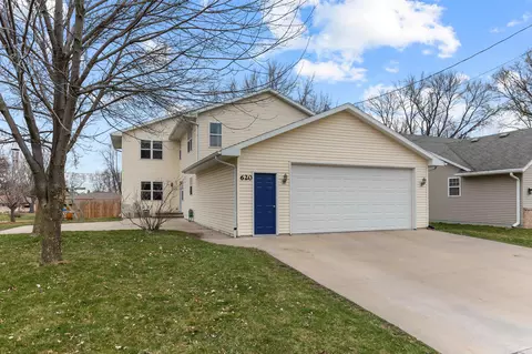 620 W 10th St, Kaukauna, WI 54130