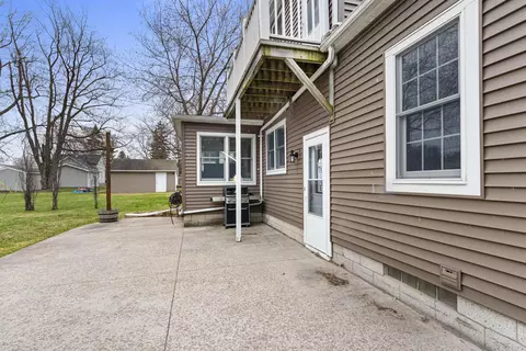Exterior - 1810 S Bouten St, Appleton, WI 54915 photo 7 of 9