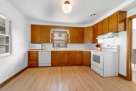 428 E Frances St, Appleton, WI 54911 photo 6