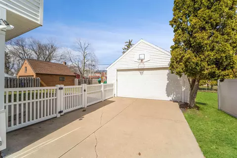 428 E Frances St, Appleton, WI 54911 photo 33