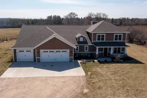 4909 S Hwy 45, Oshkosh, WI 54902
