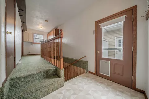 Entry Way - 1727 N Ullman St, Appleton, WI 54911 photo 1 of 1