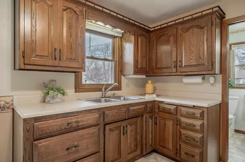 Kitchen - 1727 N Ullman St, Appleton, WI 54911 photo 3 of 5