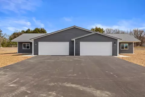 315 Wilcox Ct, Wautoma, WI 54982