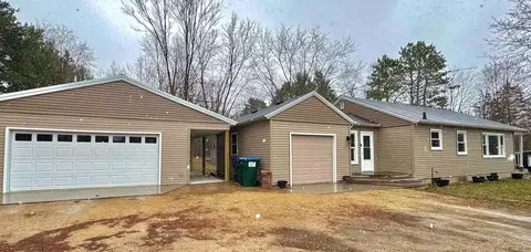 300 E Bluff St, Neshkoro, WI 54960
