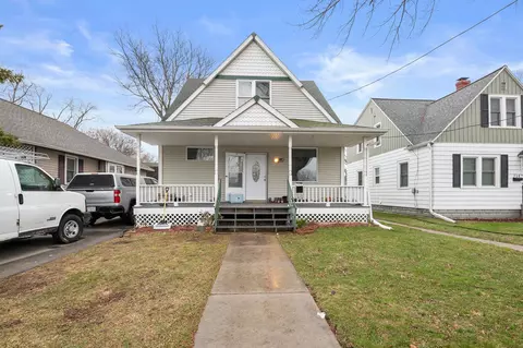 718 Lincoln St, Green Bay, WI 54303