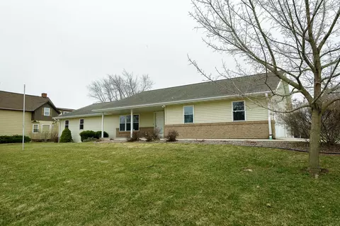 2301 Greenwald St, Green Bay, WI 54301