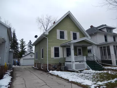344 E 2nd St, Fond Du Lac, WI 54935