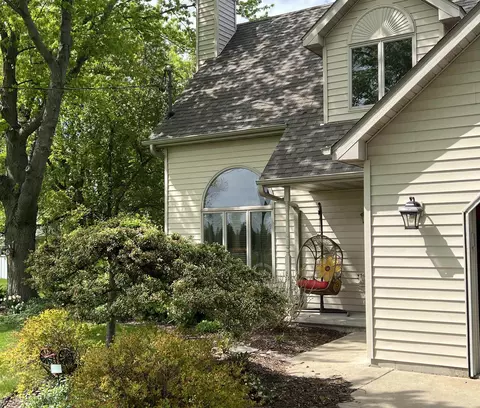 Exterior - w5670 Vans Road, Appleton, WI 54915 photo 5 of 22