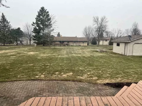 Exterior - w5670 Vans Road, Appleton, WI 54915 photo 6 of 22