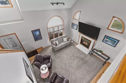 Living - w5670 Vans Road, Appleton, WI 54915 photo 4 of 5