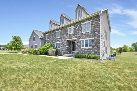 3 Corn Silk Ct, Wrightstown, WI 54180 photo 1