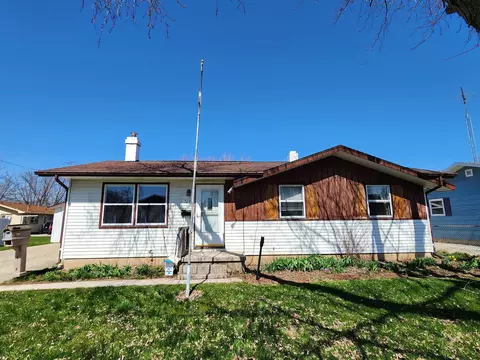 729 W Division St, Fond Du Lac, WI 54935