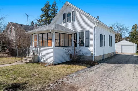 1219 Powers St, Oshkosh, WI 54901