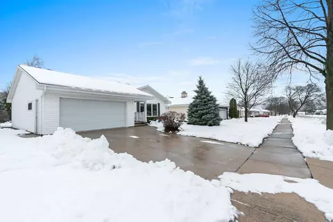 Exterior - 1006 W Taylor St, Appleton, WI 54914 photo 11 of 11