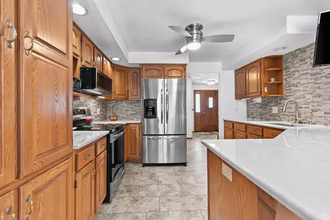 3031 E Meadowlark Ln, Appleton, WI 54915 photo 12