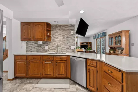 3031 E Meadowlark Ln, Appleton, WI 54915 photo 11