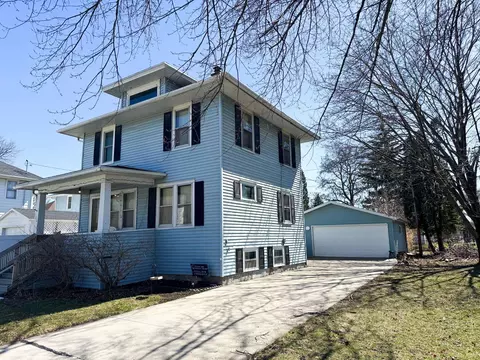 186 E Arndt St, Fond Du Lac, WI 54935