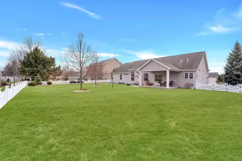 3920 E Benvalley Dr, Appleton, WI 54913 photo 38