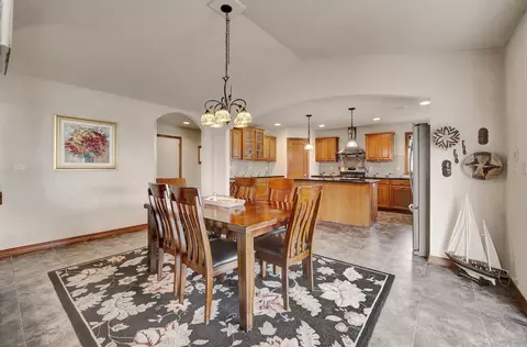 3920 E Benvalley Dr, Appleton, WI 54913 photo 7