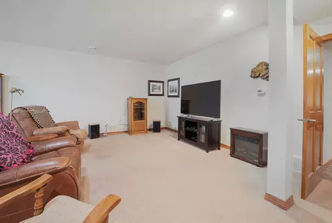 3920 E Benvalley Dr, Appleton, WI 54913 photo 24