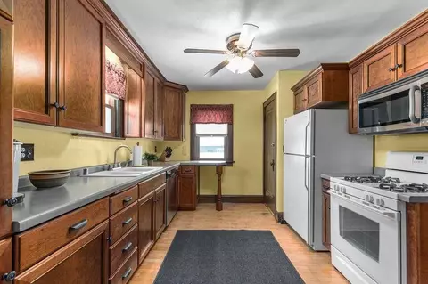 Kitchen - 121 E Roosevelt St, Appleton, WI 54911 photo 3 of 4