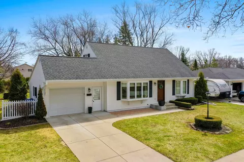 309 Twilight Dr, De Pere, WI 54115