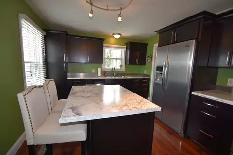 315 E Frances St, Appleton, WI 54911 photo 3