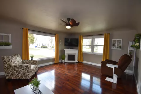 315 E Frances St, Appleton, WI 54911 photo 11