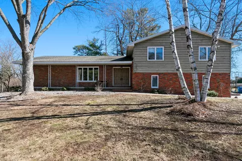1730 Palisades Dr, Appleton, WI 54915