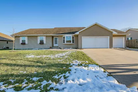 1116 Aster Ln, Winneconne, WI 54986